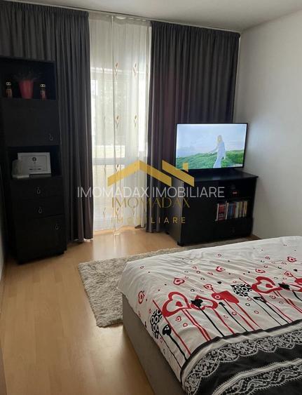 Aradului 3 camere etaj 3 - 7