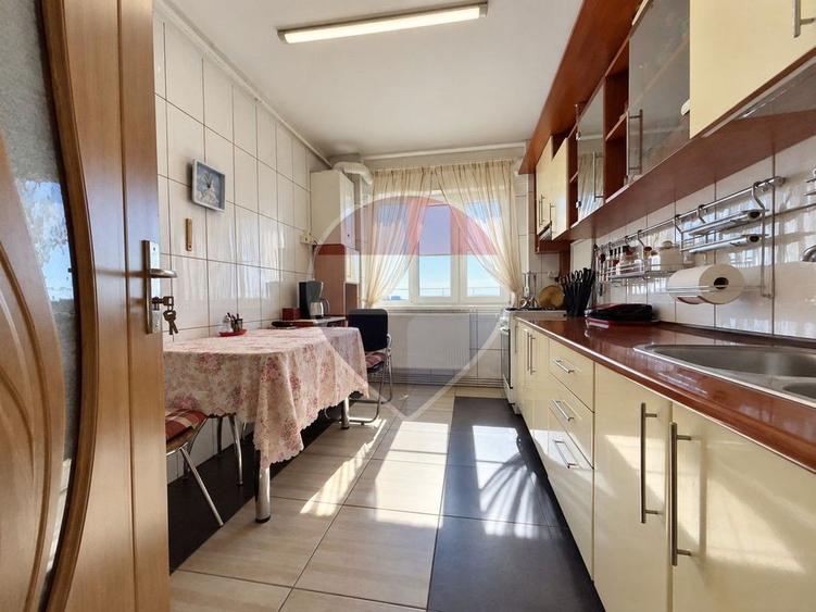 3 camere, balcon | 62,77 mp | Lumină naturală | Tâmplărie PVC termopan