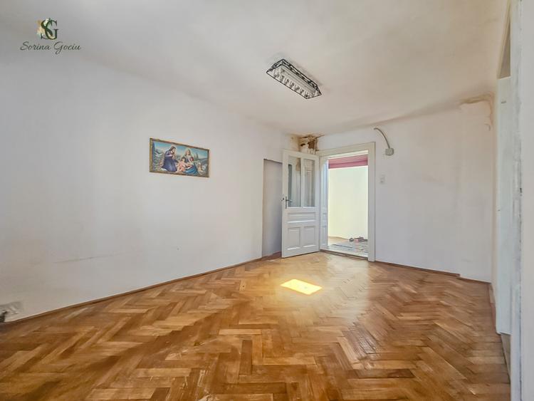 De vanzare Apartament cu 3 camere in casa, Centrul Vechi, Brașov