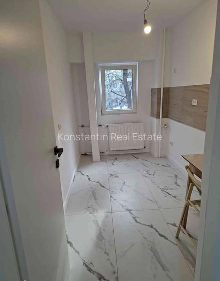 Garsonieră decomandată, 40 mp, renovată, etaj 1, 6 min metrou Apărătorii Patriei - 3