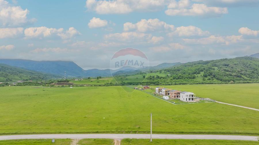 Comision 0 | Teren cu priveliște superbă | Glăjărie | Râșnov