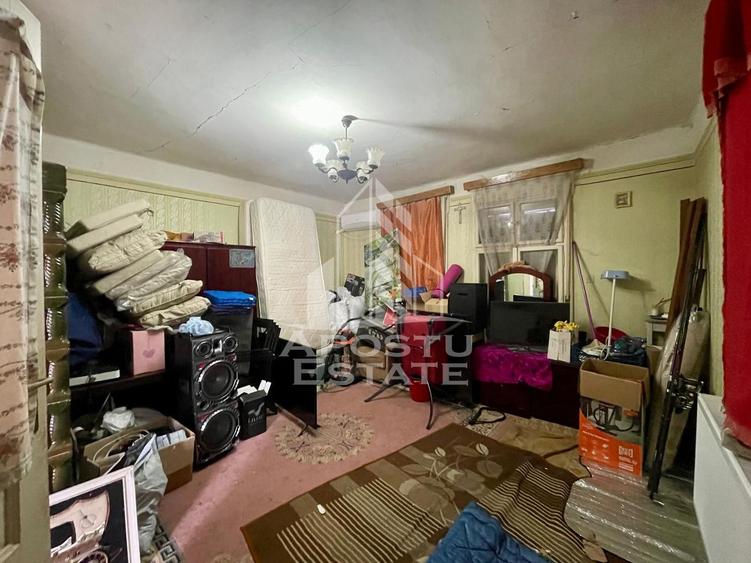 Casa 4 camere, anexe, teren generos zona Aradul Nou Cl. Timisorii
