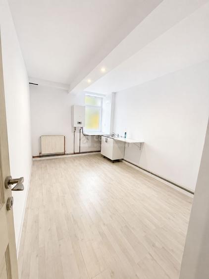 Central - Rapa Galbena, spatiu de birouri amenajat, disponibil imediat