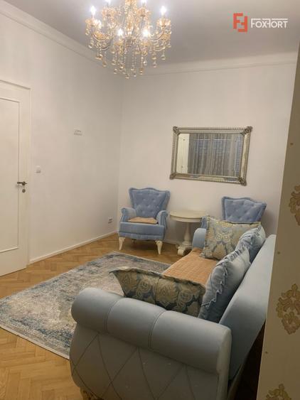 Apartament cu 3 camere, parter inalt - Central