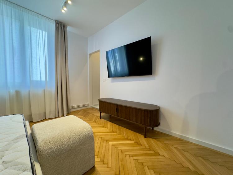 The #4th Crib - Jean Louis Calderon 4 Rooms