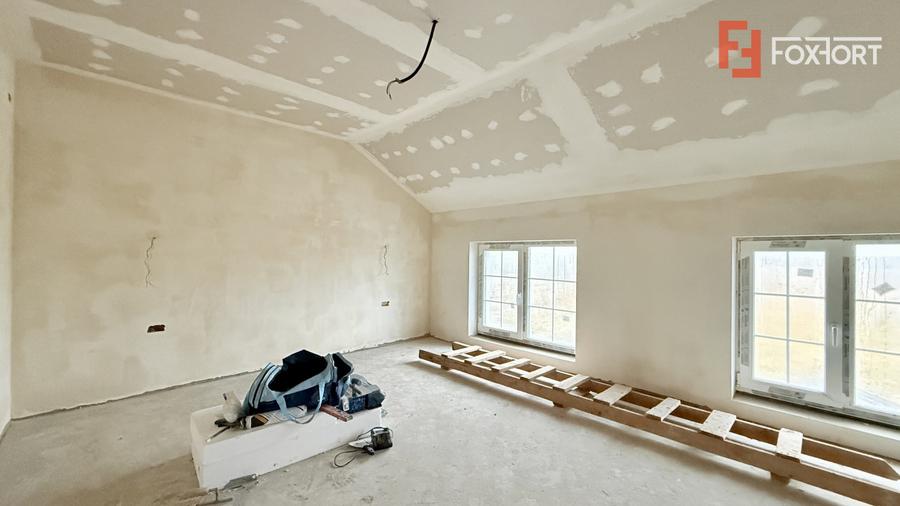 Duplex cu 3 camere si teren de 305 mp, zona Urseni