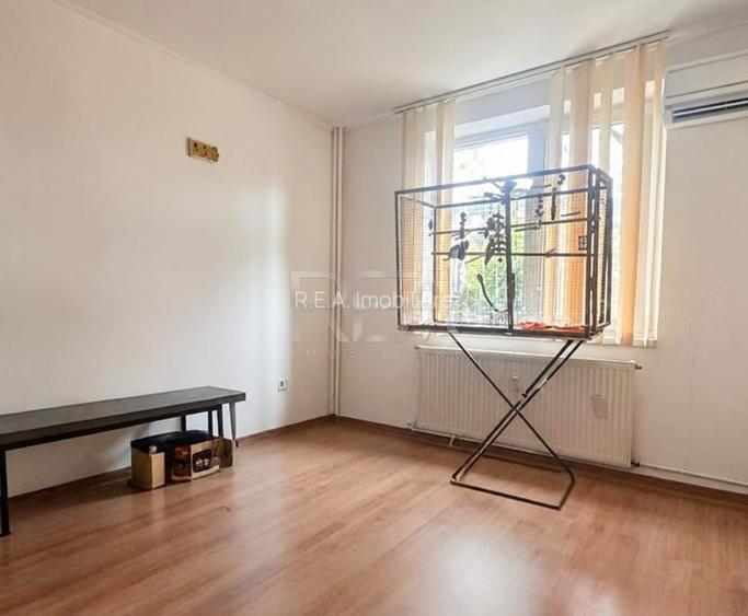 2 camere Tei decomandat, parter, an 1983, 49 mp - 3