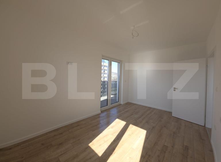Apartament 3 camere, 2 băi, 2 balcoane, bloc nou
