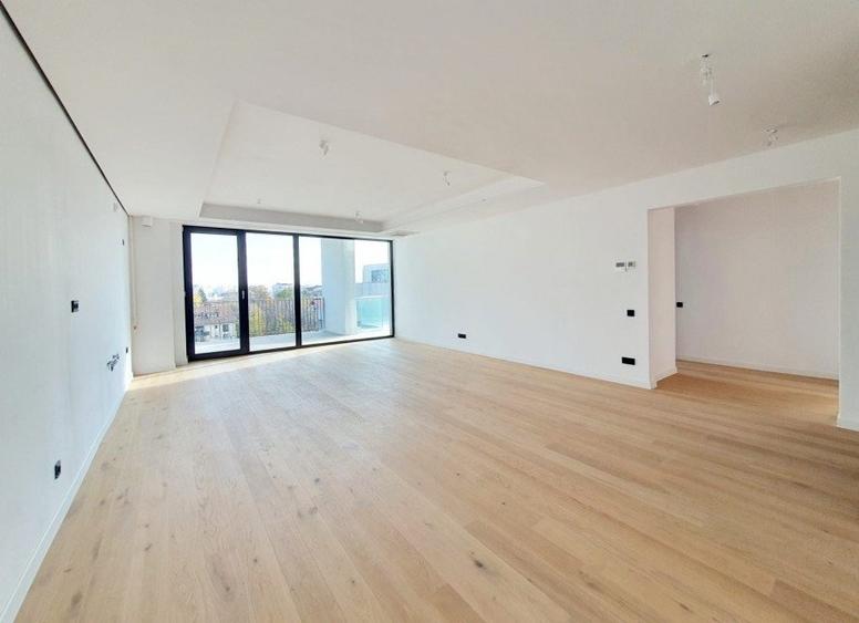 Apartament 3 camere Lac Floreasca