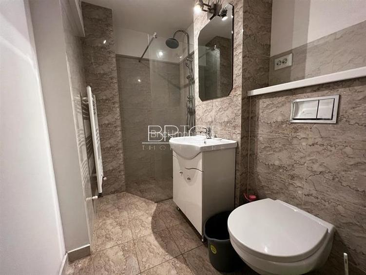 Gasoniera Decomandata, Recent Renovata, in blocul Onix - 5
