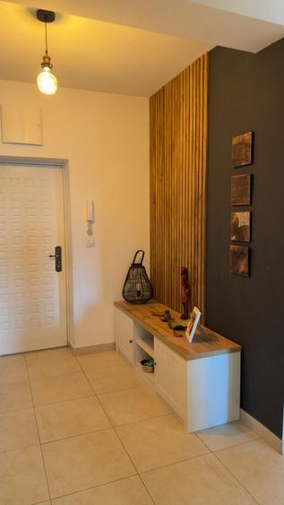 Bloc nou. Decomandat. Etaj 1. Complet mobilat. 68 mp utili. Zona Modern. Lift.