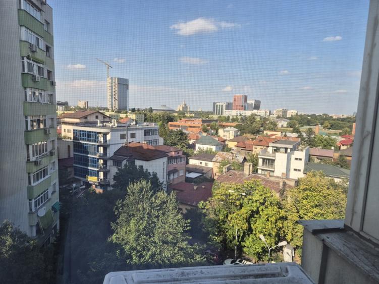 Apartamant 2 camere,Bd. Ion Mihalache, stare exceptionala, mobilat,utilat