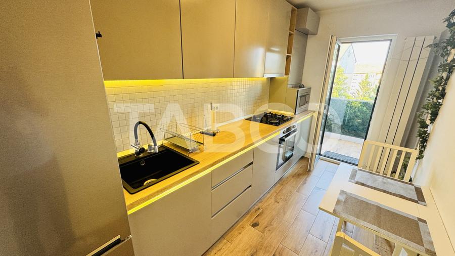 Apartament de vanzare ULTRAMODERN 57mpu balcon 12mpu Mihai Viteazul