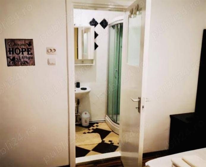 Casă 4 camere in inima Brasovului, curte privata, zona Schei