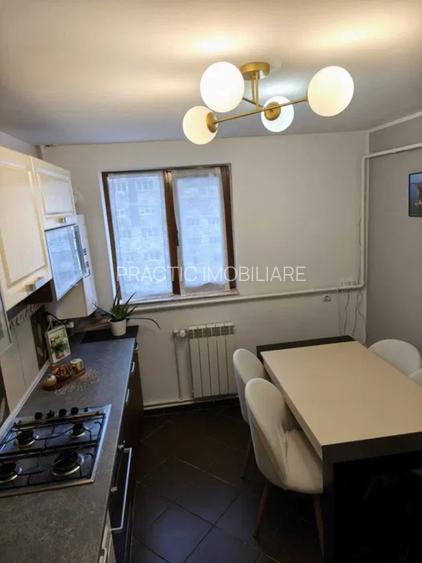 Apartament 2 camere Decomandat, etaj 5/10, Micro 20 – Mobilat & Utilat - 3