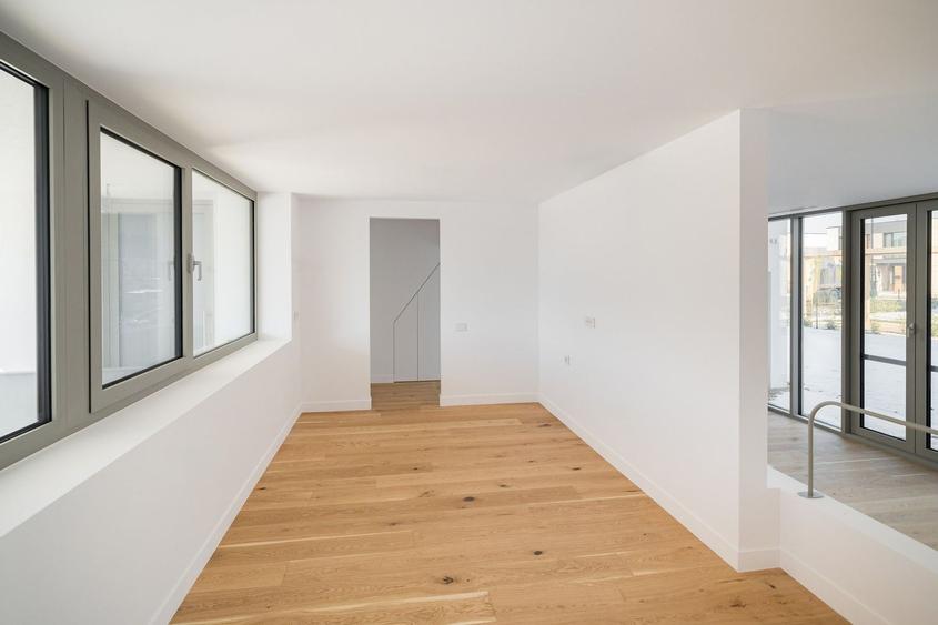 Vila cu 4 camere in Amber Forest