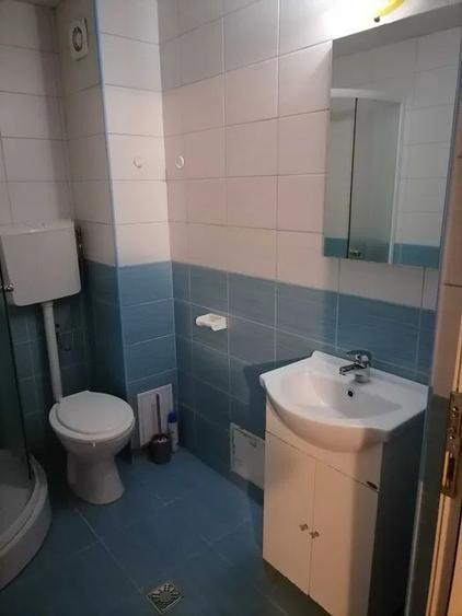 Apartament cu 2 Camere dispus pe 2 nivele | 41 mp | Central | Piața Abator
