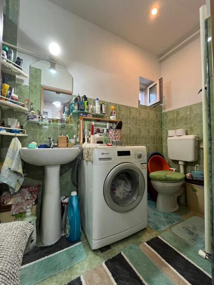 Casa cu 2 camere, 43 mp, cu curte comuna - zona Timocului