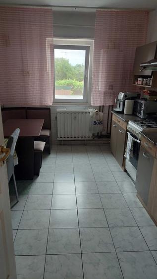 Lipovei | 4 Camere | Etaj 1 | Decomandat | Centrala Proprie