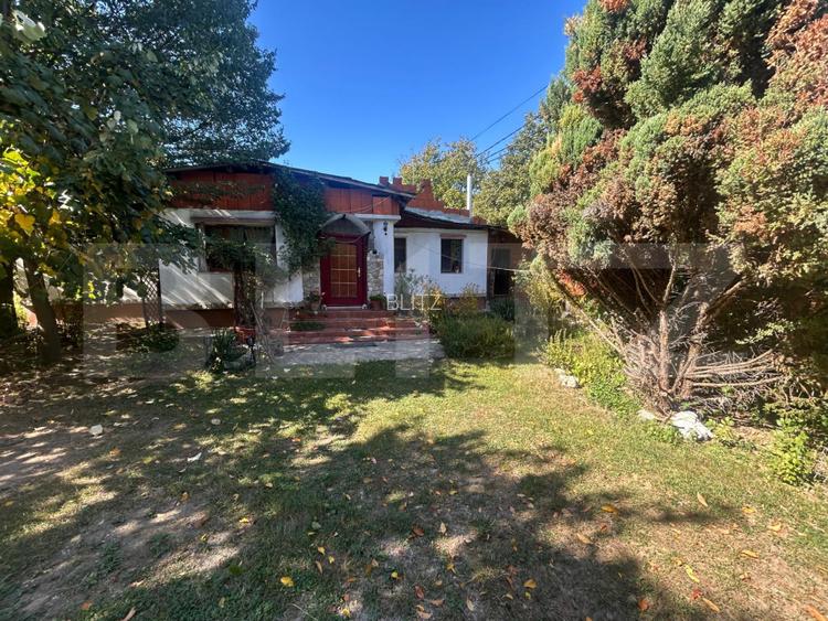 Casa, 199 mp utili, 10.200 mp teren, Pucioasa