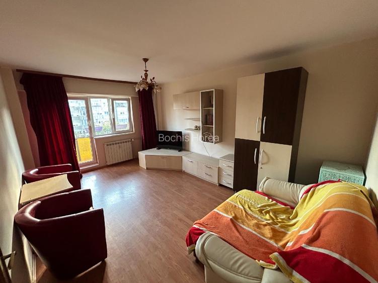 Inchiriez apartament 2 camere - 5