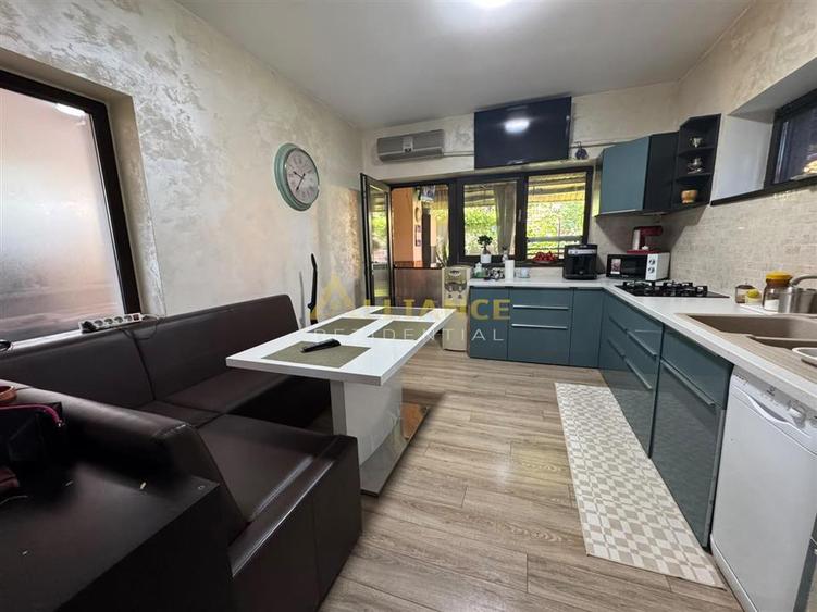 Exclusivitate | Vila individuala P+1+M | 7 camere + 3 bai | Teren 400 mp | Efici