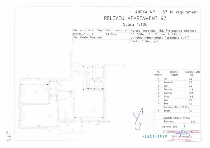 Apartament cu 3 camere, 2 bai si loc de parcare