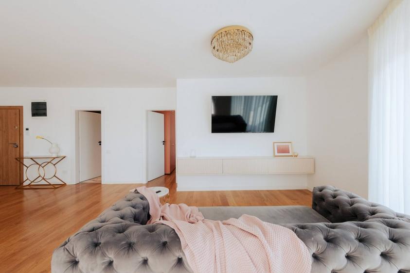 Apartament cu 3 dormitoare str Louis Pasteur