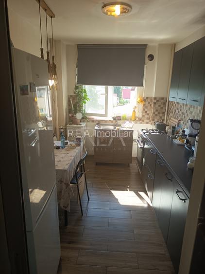 4 camere decomandat | 85 mp | Renovat complet | Etaj 3 | Mărgeanului - Bârcă - 15