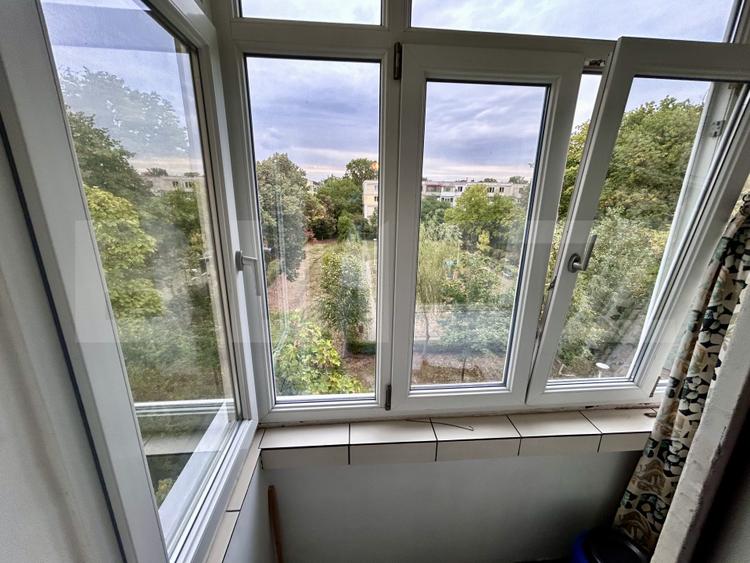 Apartament cu 3 camere, 56 mp, zona Cina