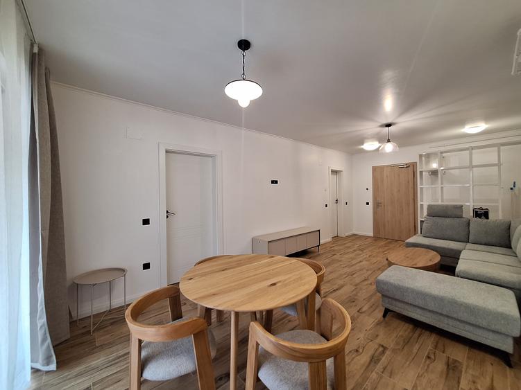 Apartament cu 2 camere, 53 mp, 2 bai, balcon, Columna Residence