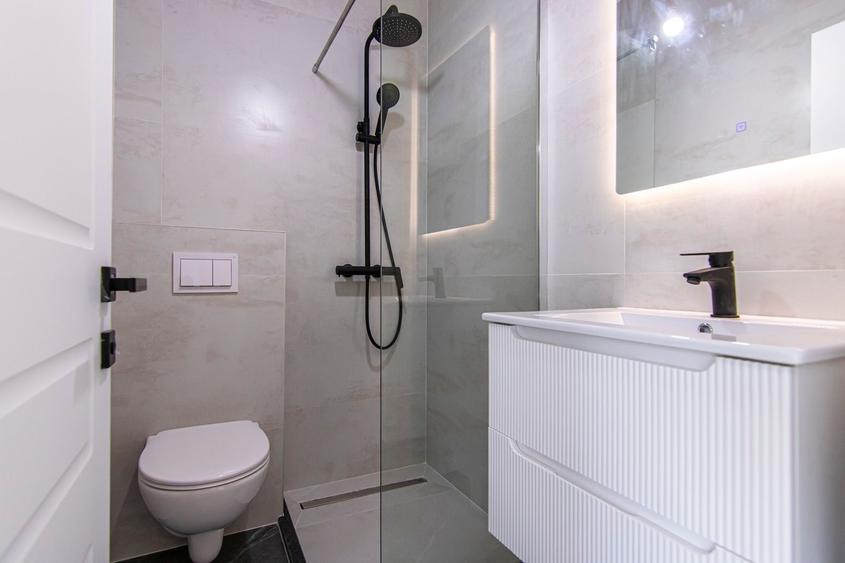 COMISION 0 % | CASA PREMIUM | 5 CAMERE | FINISATA LA CHEIE | OTOPENI |