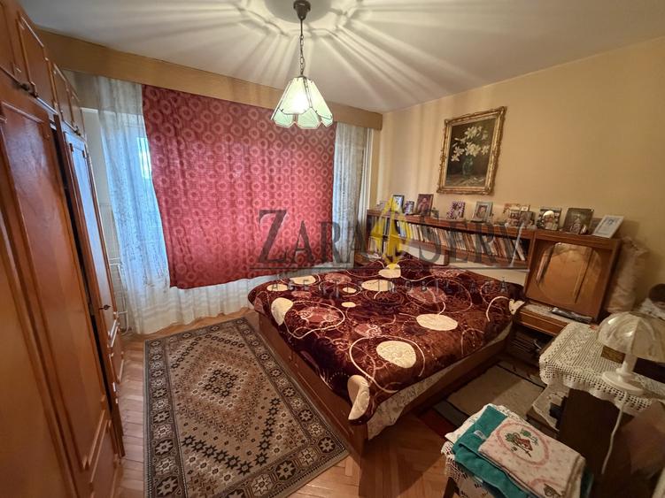 Apartament 3 camere decomandat