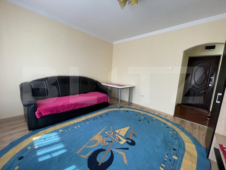 Apartament 3 camere, 50 mp, boxa, zona Centrala