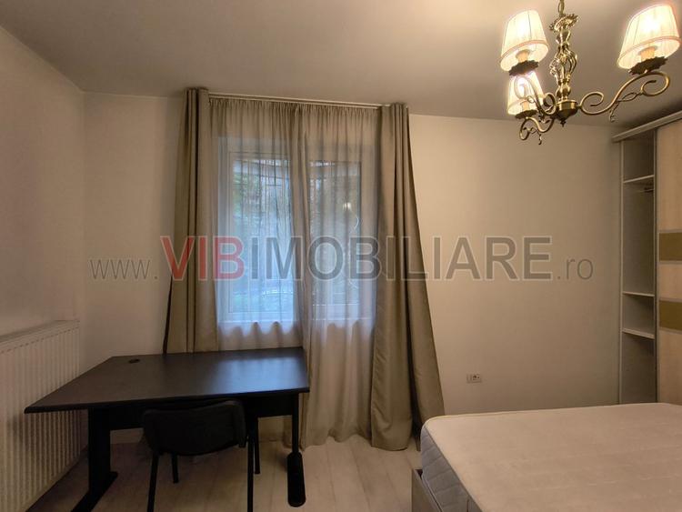 Închiriere apartament cu 3 camere, 63 mp, renovat, mobilat și utilat - zona Flor