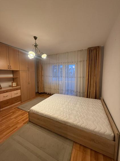Apartament de închiriat, 4 camere, 94 mp, Plopilor zona Parcul Iuliu Hațieganu