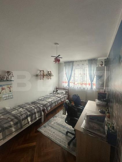 Apartament 3 camere, 65 mp + balcon 5 mp, mobilat și utilat, zonă excelentă