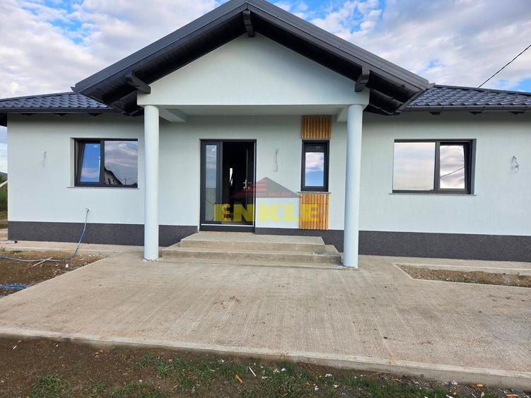 Casă nouă de vânzare – 0% COMISION