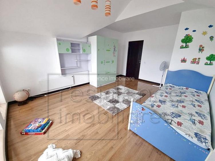 Pet friendly! Casa spatioasa cu 5 camere, Europa+2 Garaje - 31
