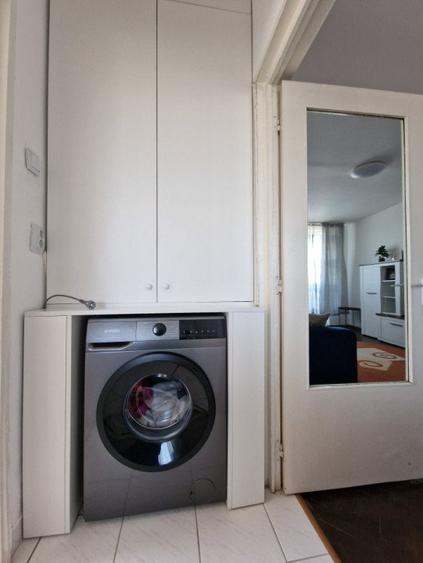 Vanzare apartament cu 2 camere, 48 mp, zona Garii, semidecomandat,