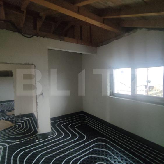 Casă cu mansardă, 123 mp, zona Vorovesti