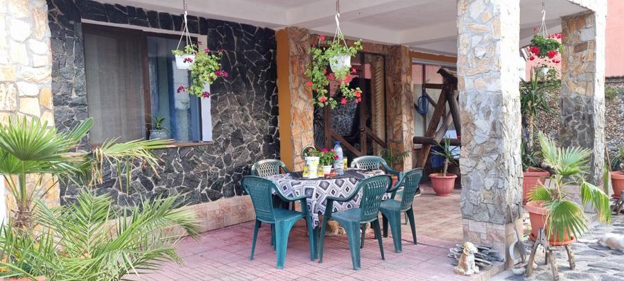 Casa, 170 mp, teren 1400 mp, zona Bariera Valcii