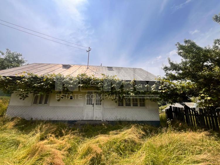 Casa Batraneasca cu 74 Ari Teren I Suceava/Sasca Mare I 60.000E