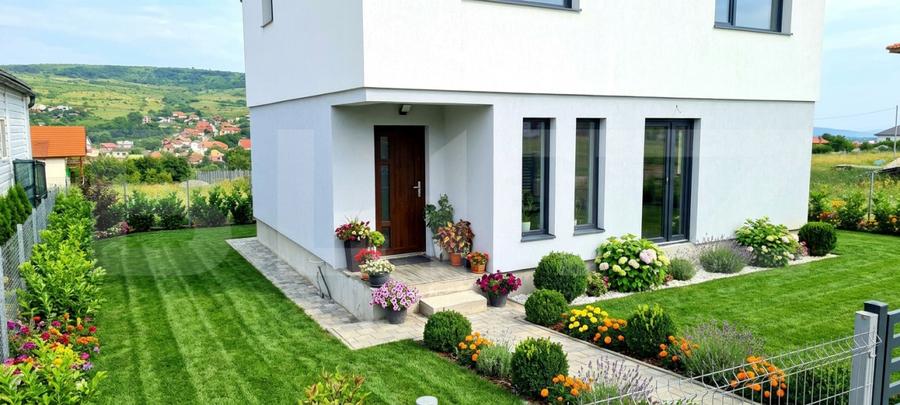 Reducere de pret!Casa individuala 120 mp utili, 4 camere, 500 mp teren, Chinteni