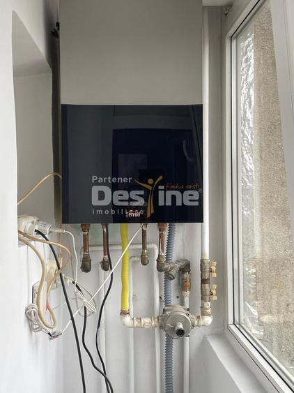 13 Septembrie-Prosper | 3 camere | 82mp | et 8 | renovat | 137.000 euro