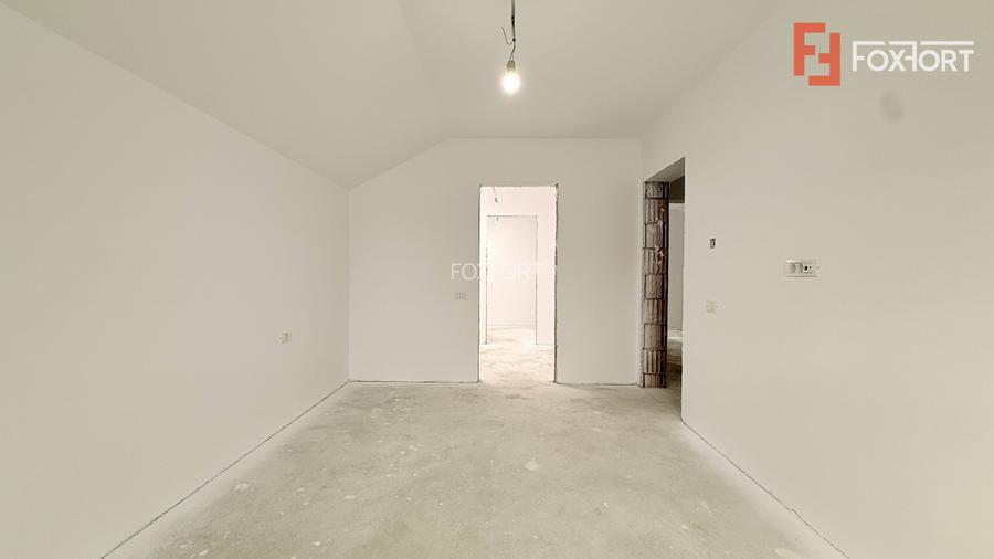 Duplex despartit, de vanzare 4 camere - curent trifazic - Mosnita Veche - 9
