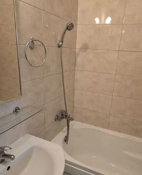 Apartament 2 Camere,Aparatorii Patriei,bl.2000,et.1/10,DECOMANDAT,centrala