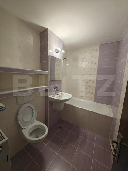 Apartament 4 camere, 82 mp utili, Micro 16