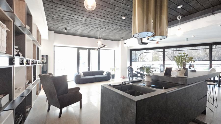 Comercial Premium | Showroom | Ultracentral | Corneliu Coposu