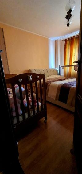 Apt. 2 camere, cu vedere integral pe spate